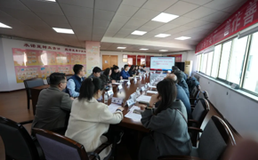 宁河区人社局带队与威尼斯官网推进校地合作